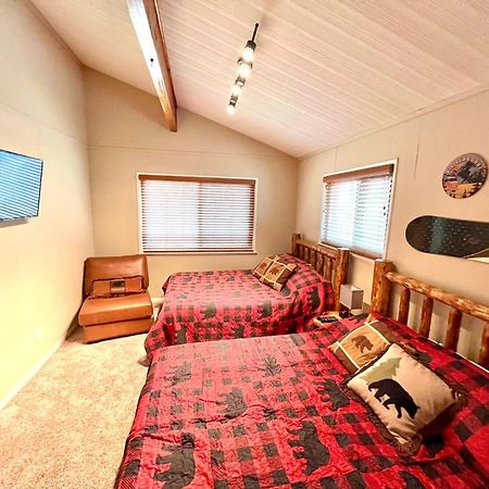 Chalet Monterey W/Hot Tub - Big Decks/Bbq Vila Big Bear Lake Exterior foto