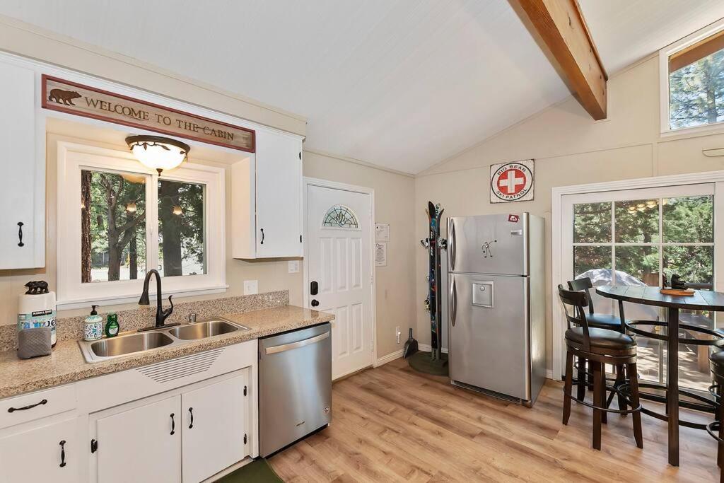 Chalet Monterey W/Hot Tub - Big Decks/Bbq Vila Big Bear Lake Exterior foto
