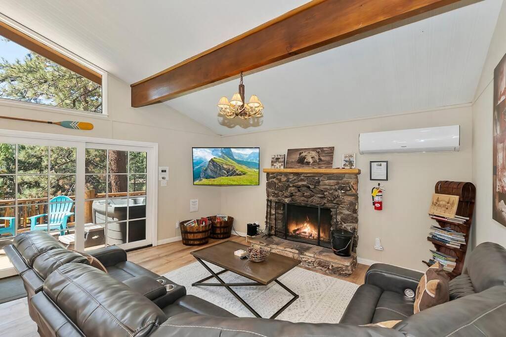 Chalet Monterey W/Hot Tub - Big Decks/Bbq Vila Big Bear Lake Exterior foto