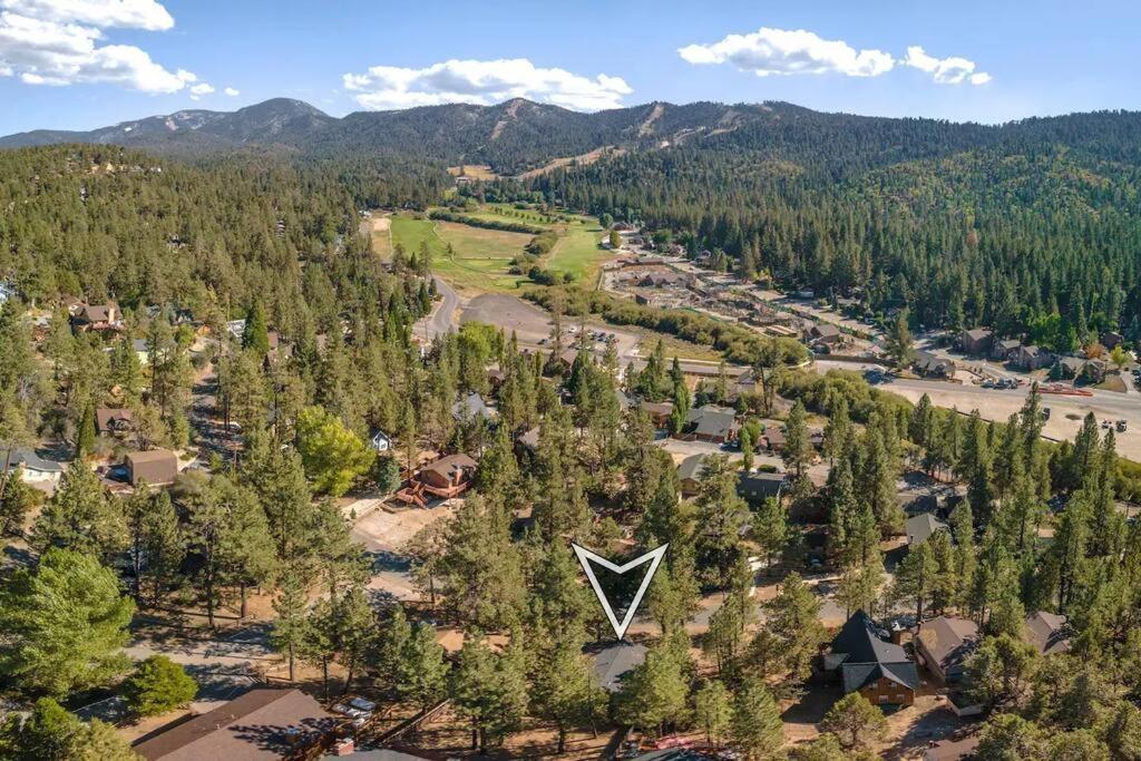 Chalet Monterey W/Hot Tub - Big Decks/Bbq Vila Big Bear Lake Exterior foto