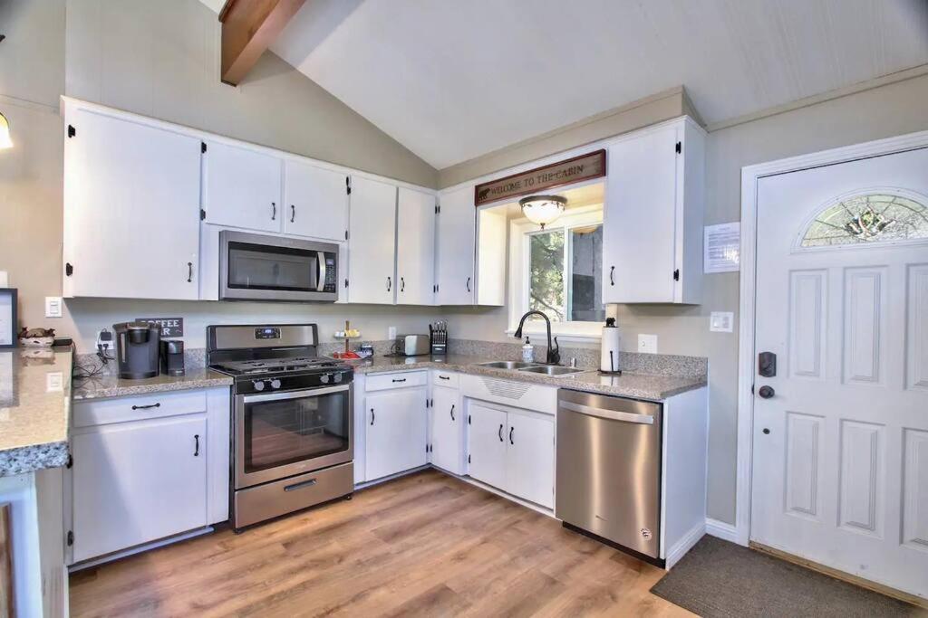 Chalet Monterey W/Hot Tub - Big Decks/Bbq Vila Big Bear Lake Exterior foto