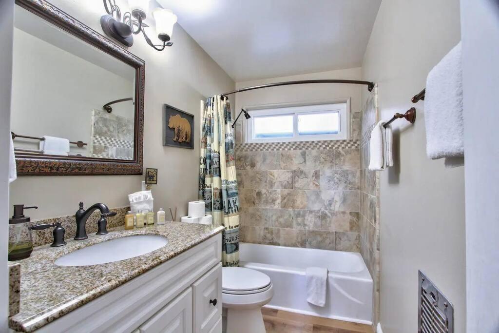 Chalet Monterey W/Hot Tub - Big Decks/Bbq Vila Big Bear Lake Exterior foto