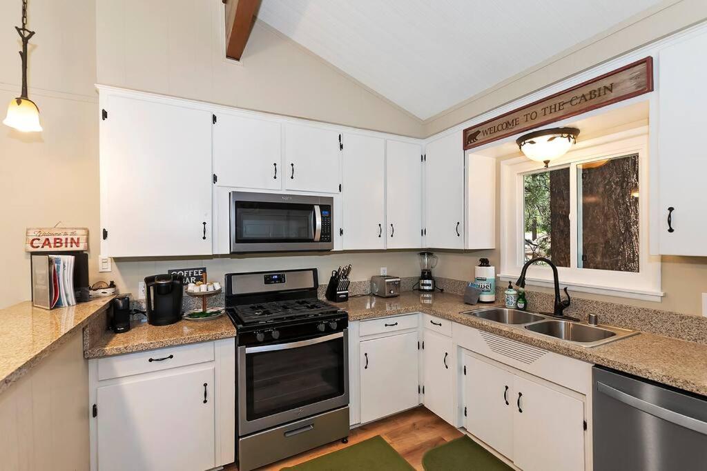 Chalet Monterey W/Hot Tub - Big Decks/Bbq Vila Big Bear Lake Exterior foto
