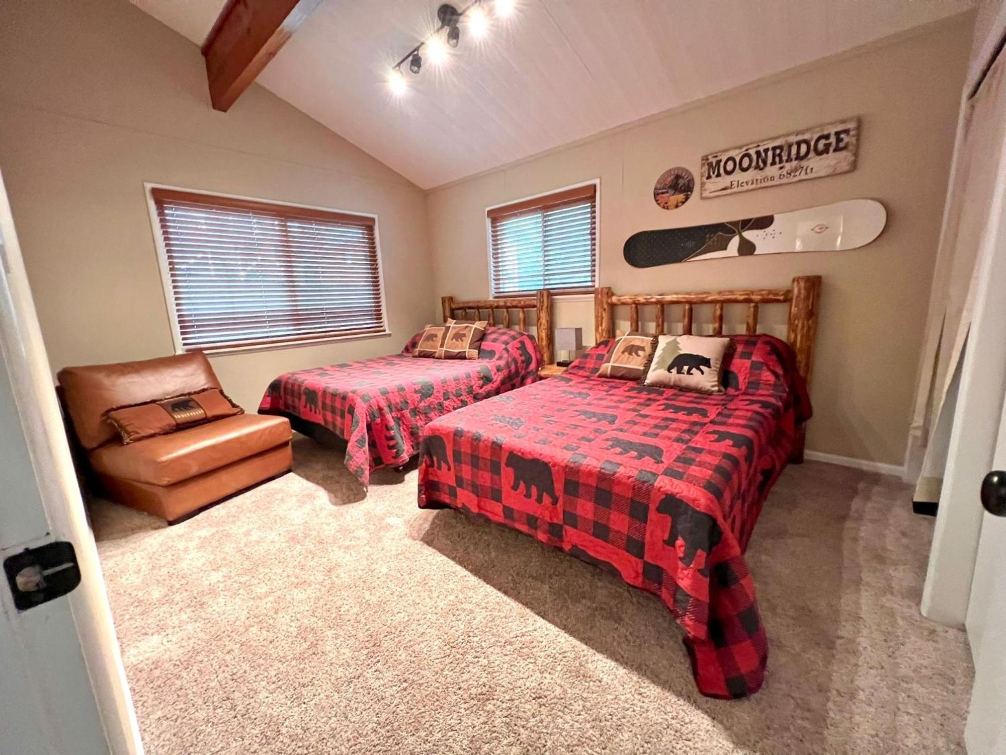 Chalet Monterey W/Hot Tub - Big Decks/Bbq Vila Big Bear Lake Exterior foto