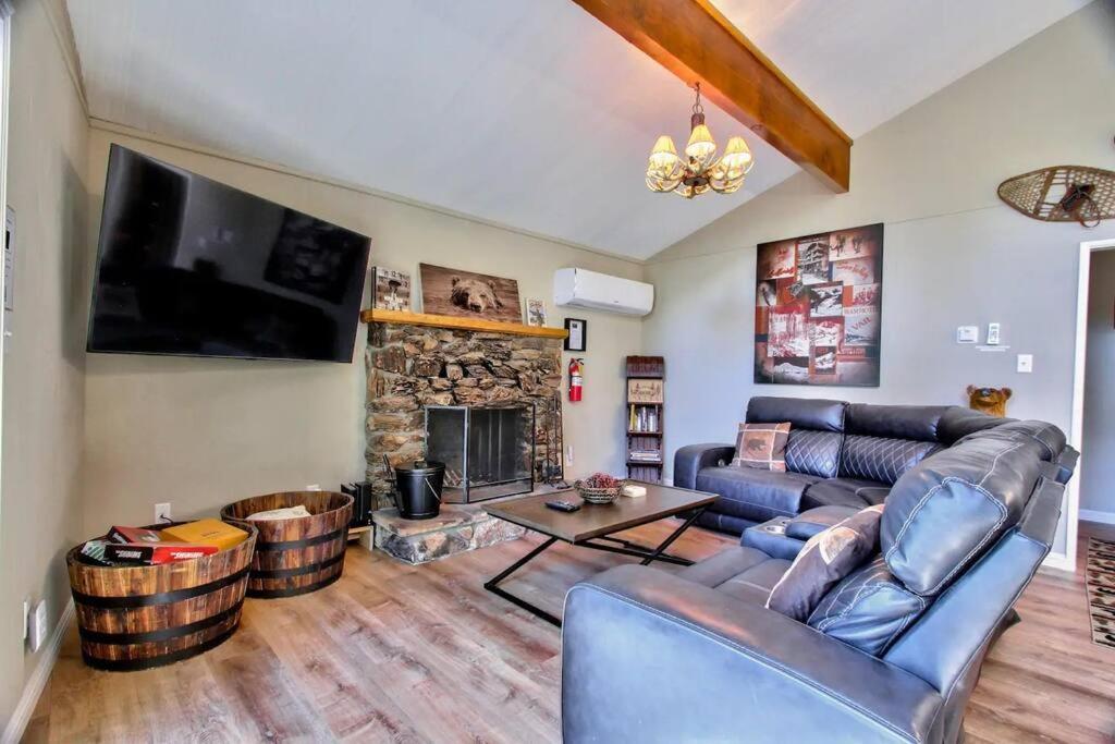 Chalet Monterey W/Hot Tub - Big Decks/Bbq Vila Big Bear Lake Exterior foto